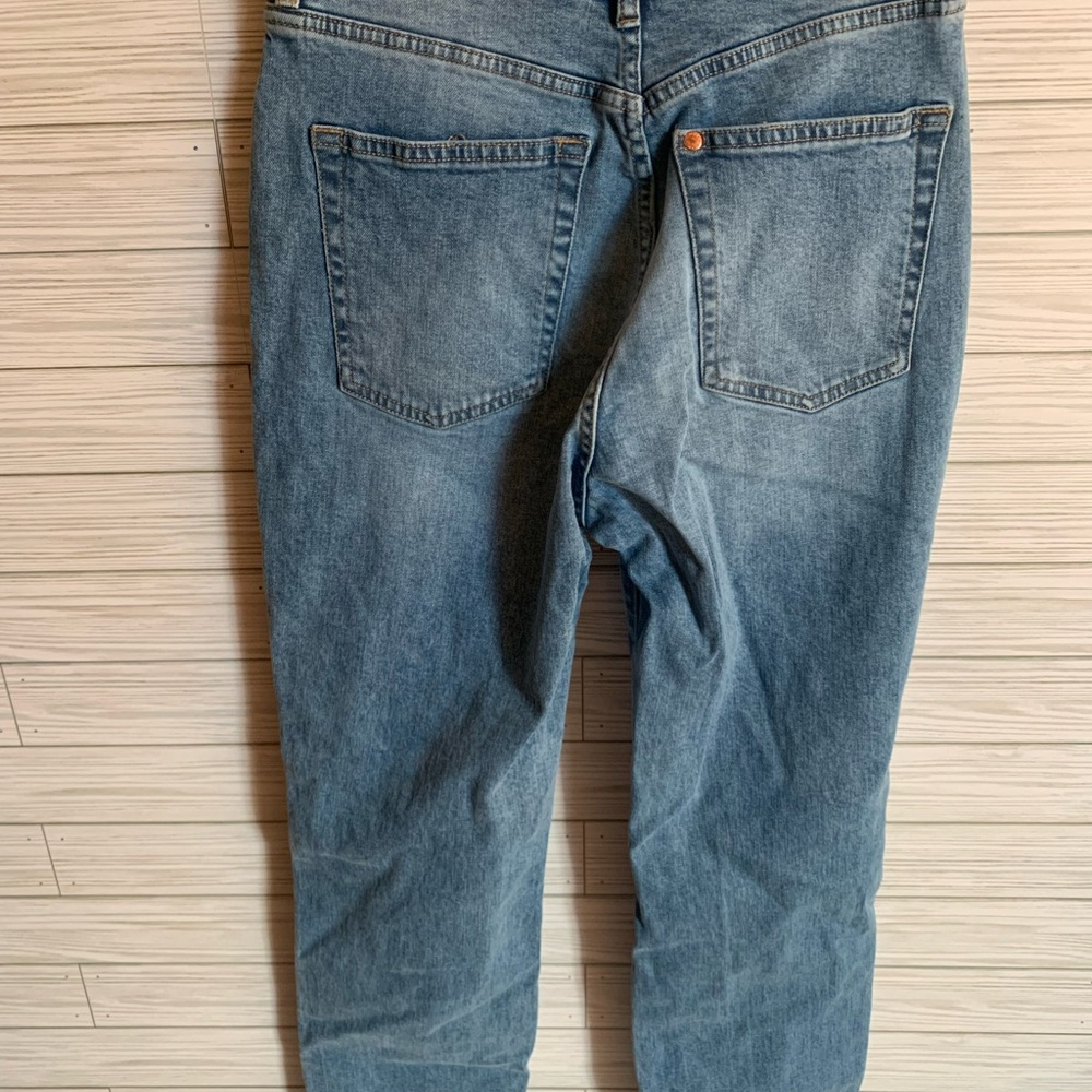 H&M mom jeans & Denim Classic Blue Denim Jeans - Picture 3 of 6